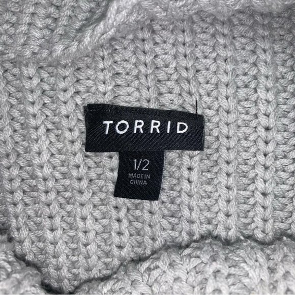 Torrid Sweater Women’s Size‎ 1X-2X Grey Cotton Cowl Neck Cape Raglan Sleeves - Picture 5 of 7
